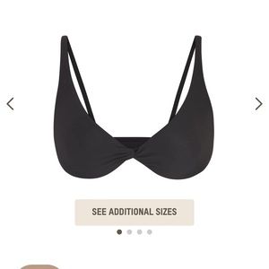 FITS EVERYBODY SKIMPY SCOOP BRALETTE ONYX